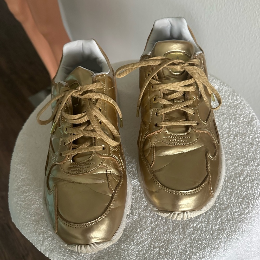 Adidas White and Yellow Sneakers